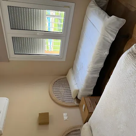 Met Y Playa Apartment *